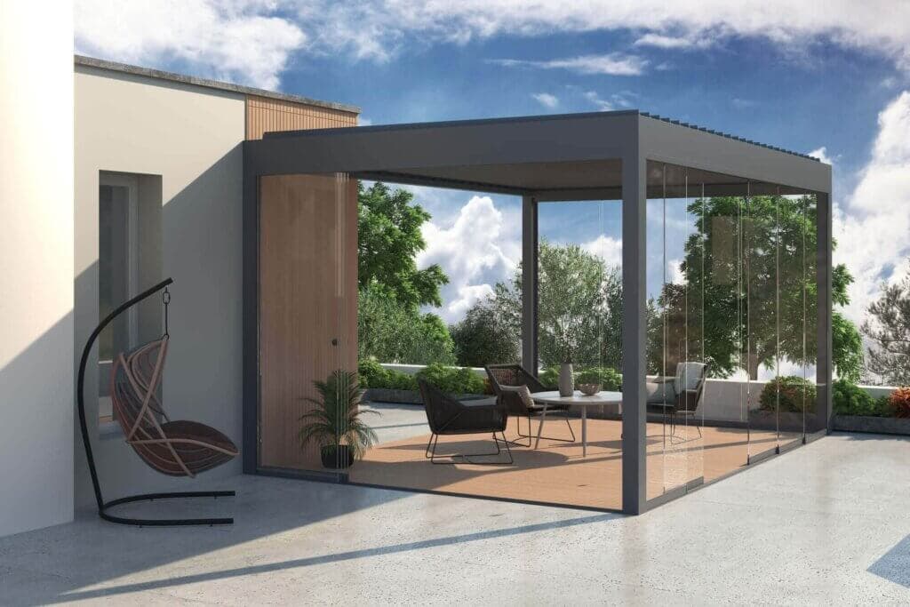 Presklená pergola prepájajúca terasu a záhradu